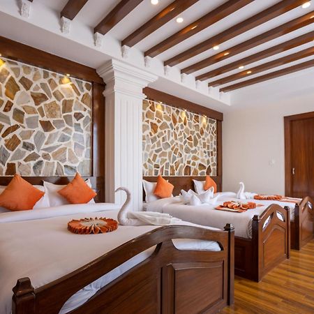 Airport Himalaya Boutique Hotel Catmandu Exterior foto